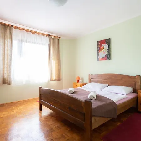 Guest house Vila Del Rey